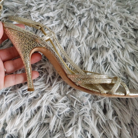 Dolce And Gabanna gold heels - Picture 3 of 9